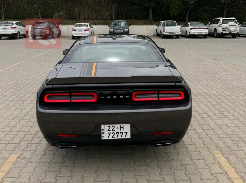 Dodge Challenger